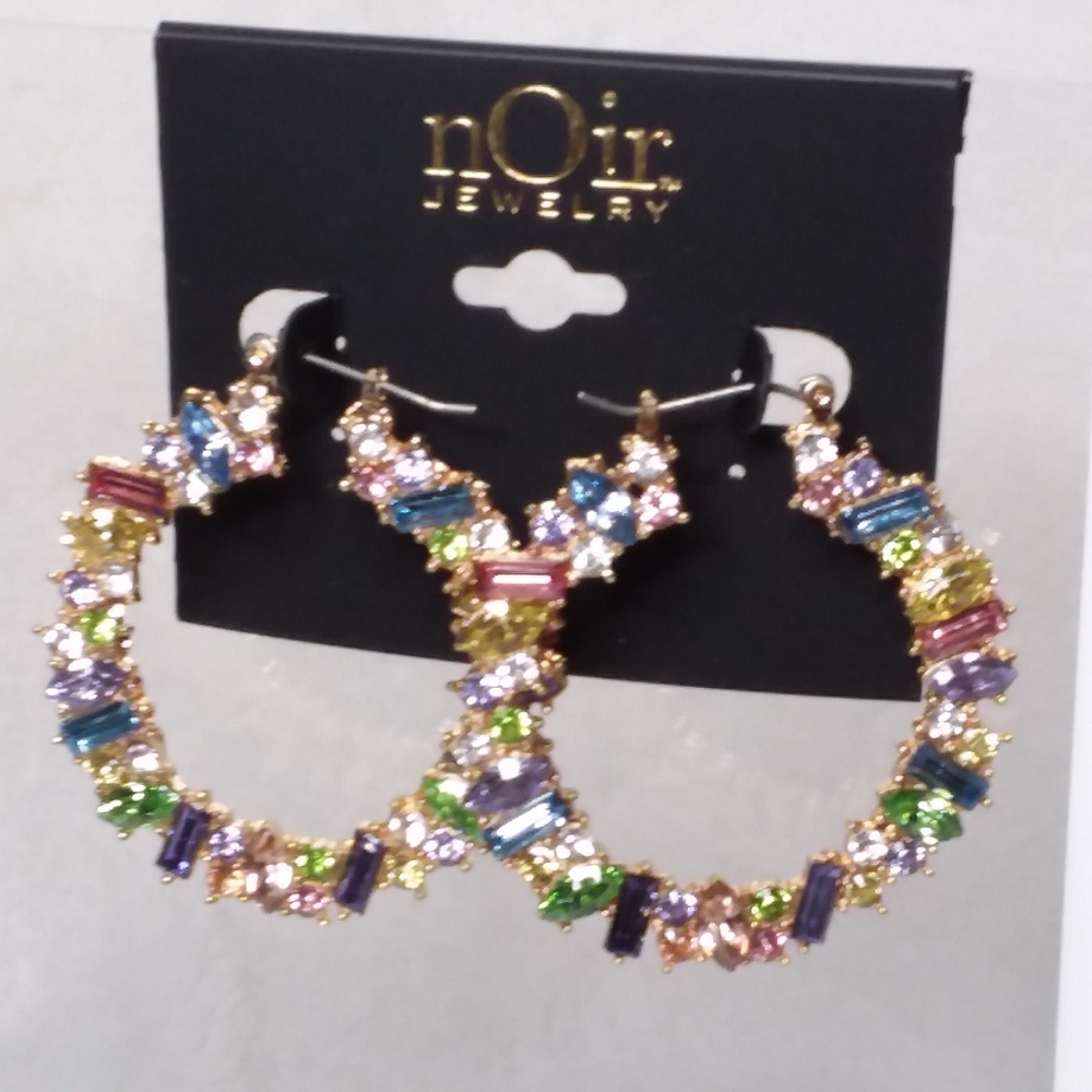 Hoop Pierce Earrings Gold Tone Multi-color Rhinestones nOir